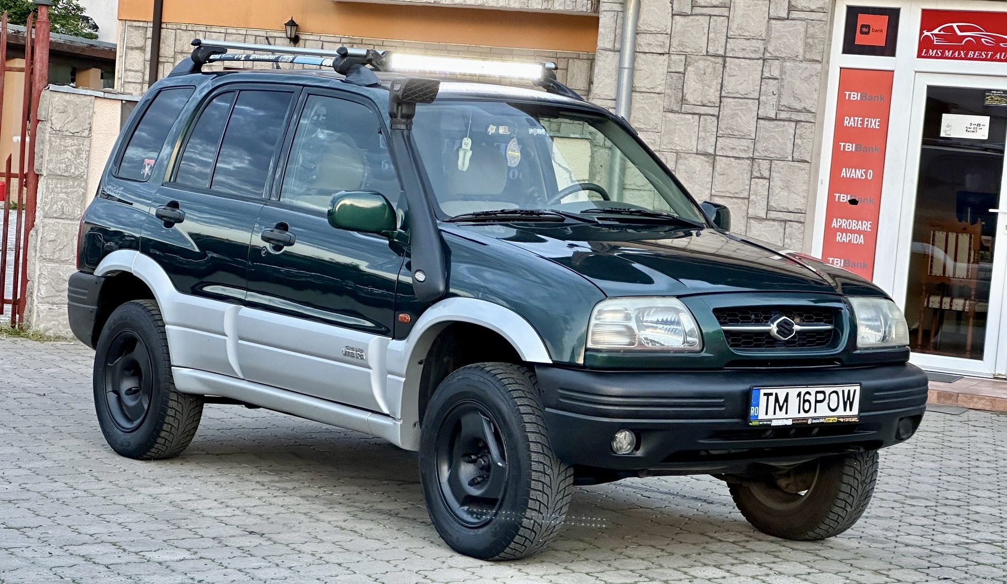 Suzuki Grand Vitara 4x4 Off Road 2,5 BENZINA V6 24 Valve 140 C.P