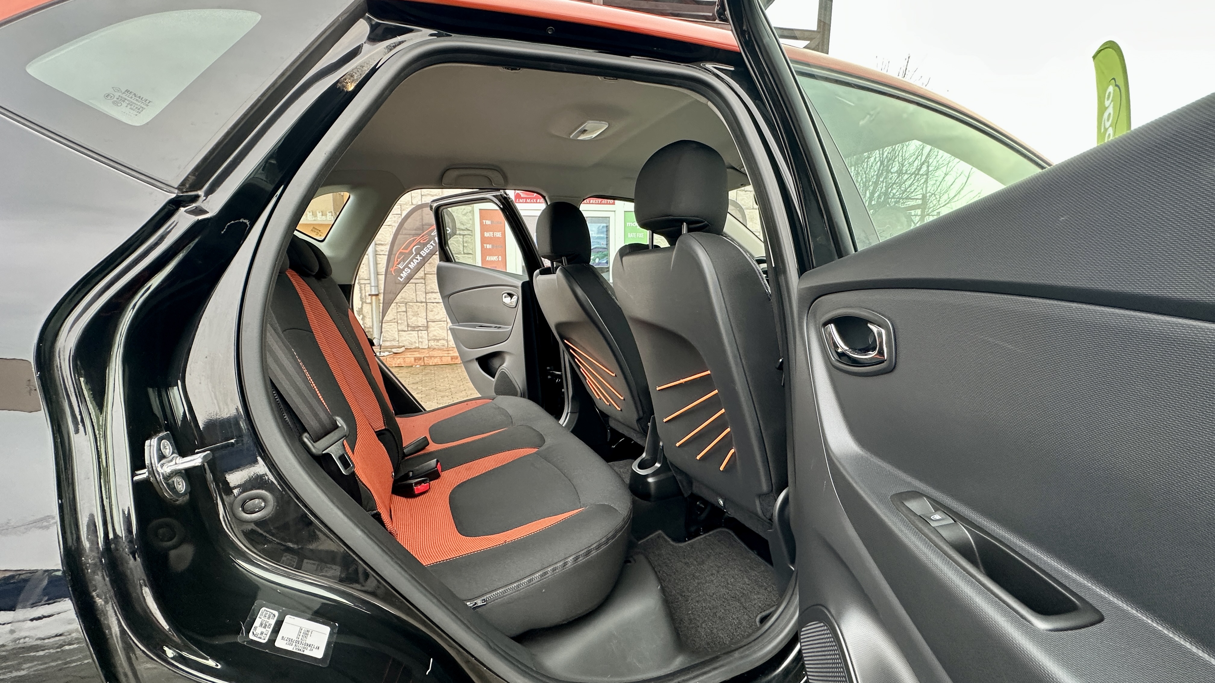 Renault Captur Luxe Edition An 2015 Motor 1.2 TCe Benzina Euro 6 Cutie Automata