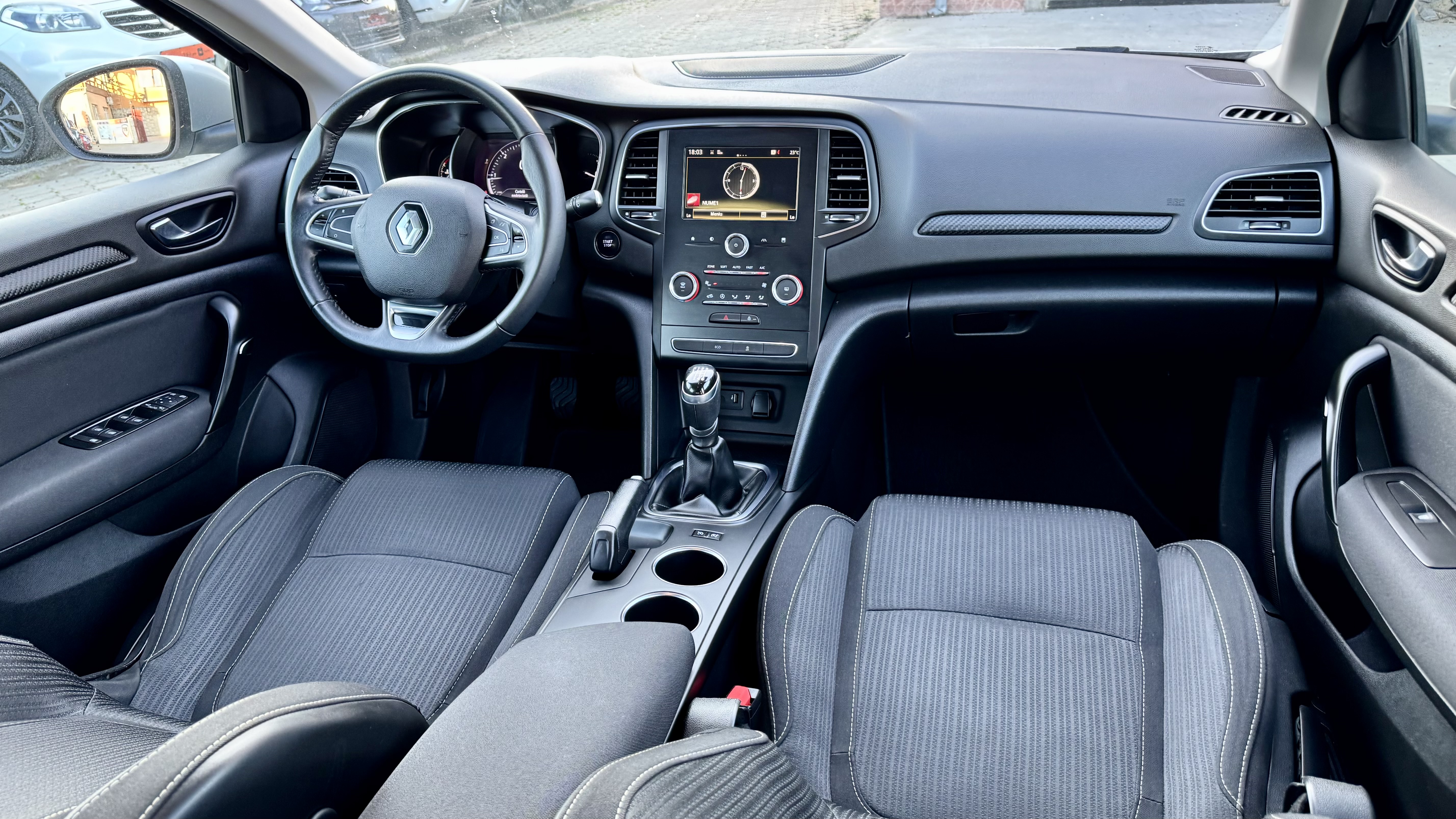 RENAULT MEGANE ENERGY BUSINESS AN 2018 MOTOR 1,5 DCI EURO 6