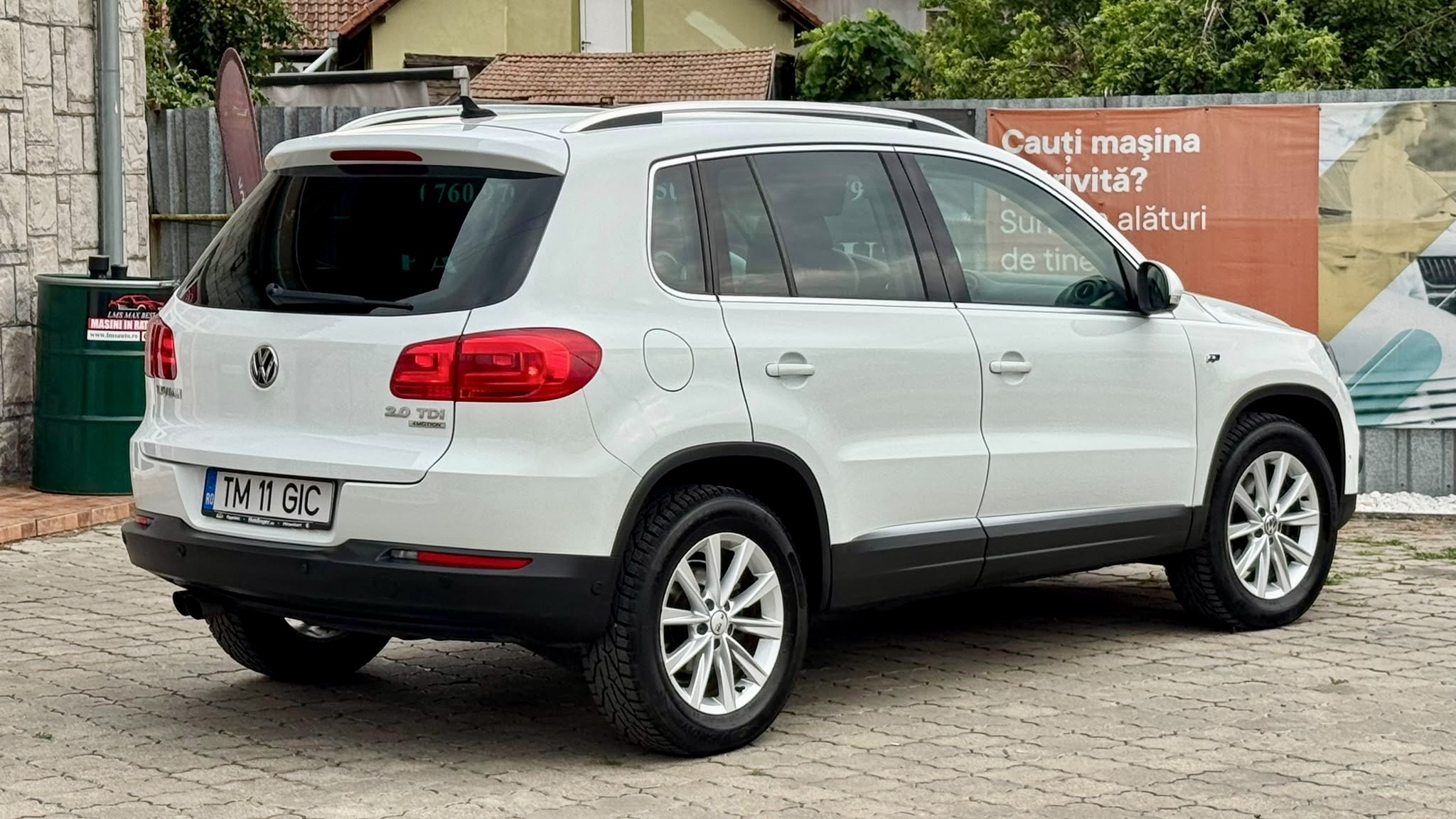 Volkswagen Tiguan FaceLift R-Line Bluemotion An 2015 Motor 2.0 TDI 170 CP 4MOTION 4X4