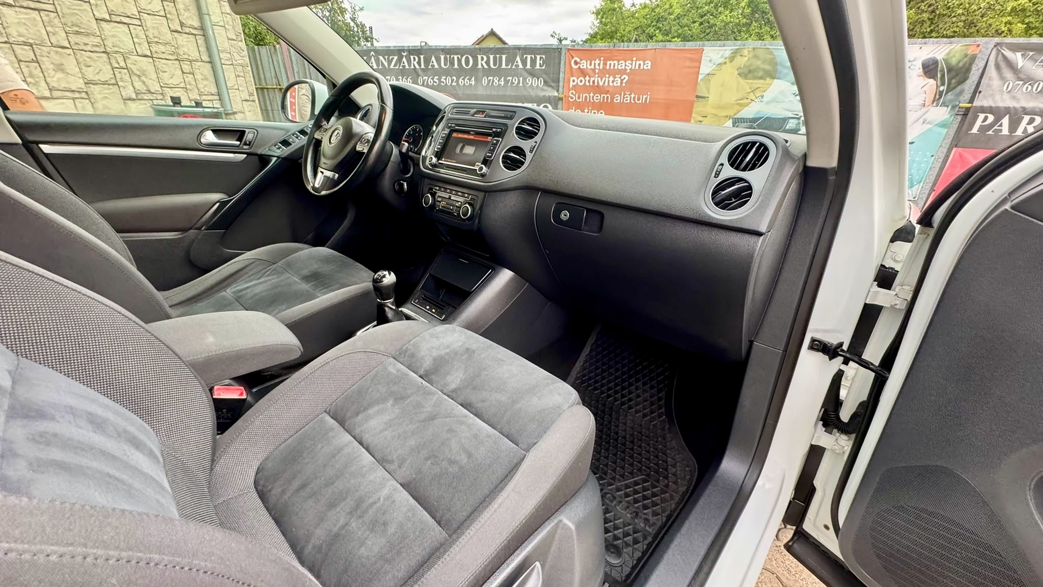 Volkswagen Tiguan FaceLift R-Line Bluemotion An 2015 Motor 2.0 TDI 170 CP 4MOTION 4X4