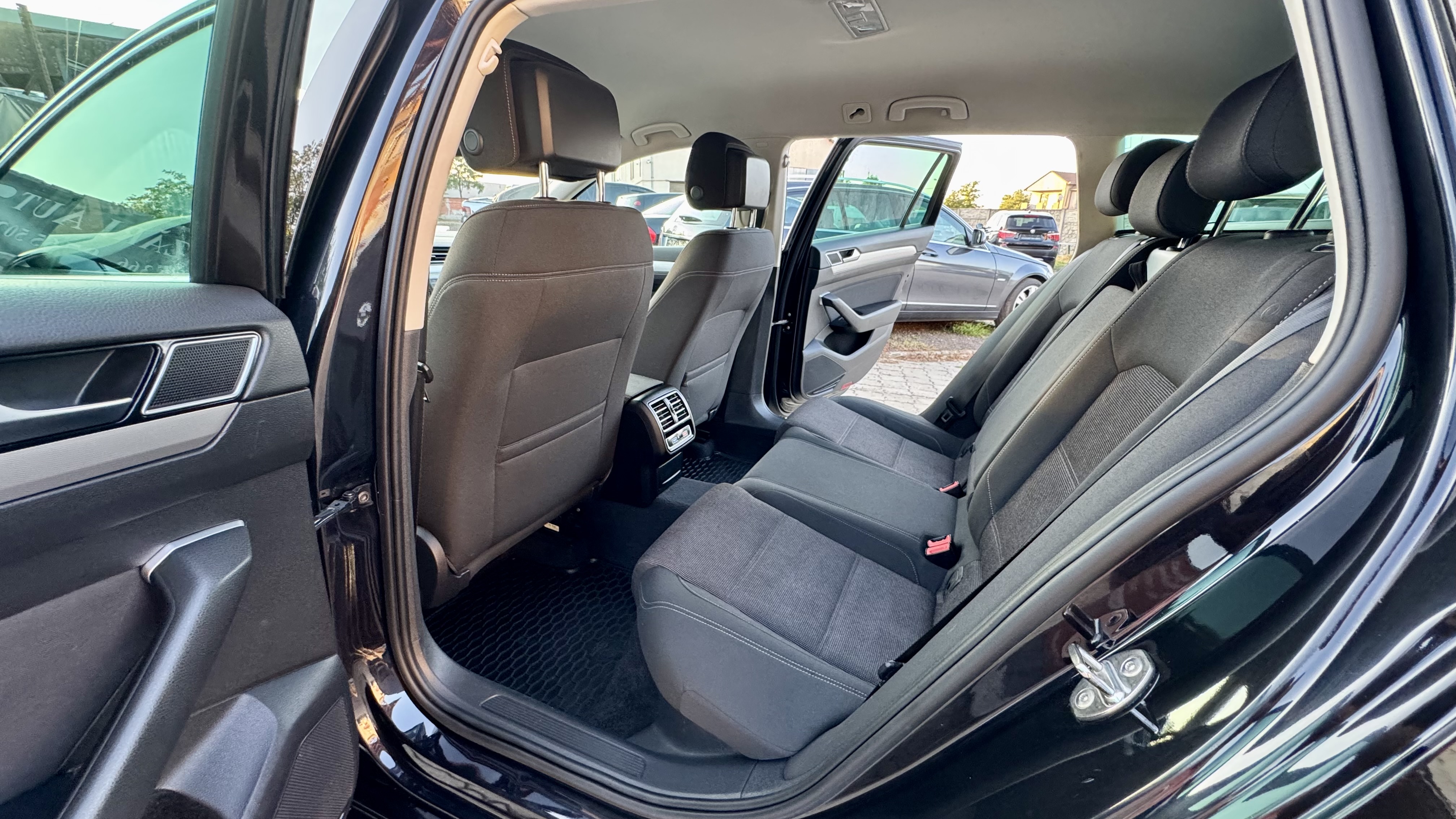VOLKSWAGEN PASSAT B8 AN 2016 MOTOR 2.0 TDI CUTIE AUTOMATA EURO 6