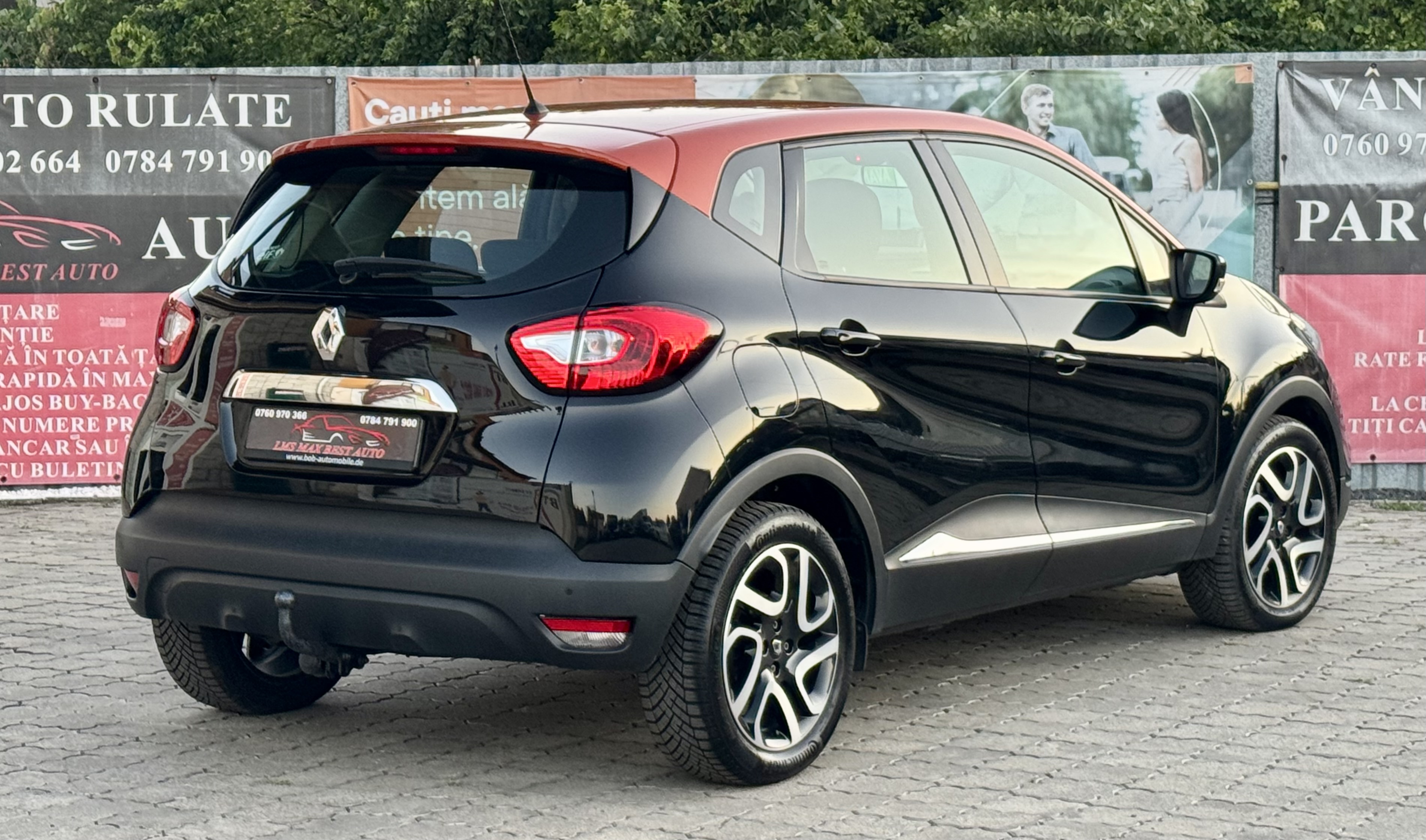 RENAULT CAPTUR LUXE EDITION AN 2015 1,2 Tce BENZINA CUTIE AUTOMATA
