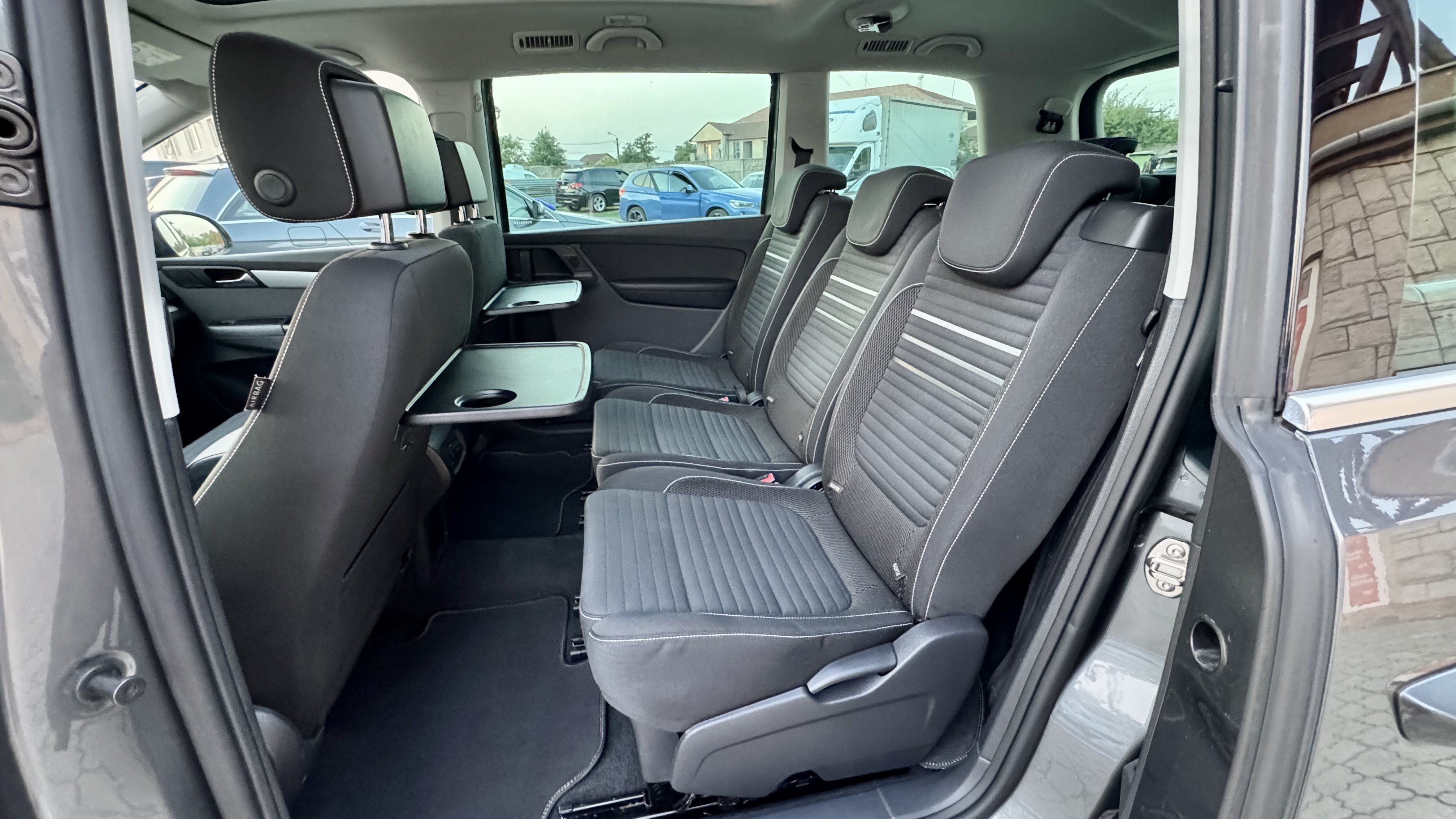 VOLKSWAGEN SHARAN 7 LOCURI AN 2016 2.0 TDI CUTIE AUTOMATA EURO 6