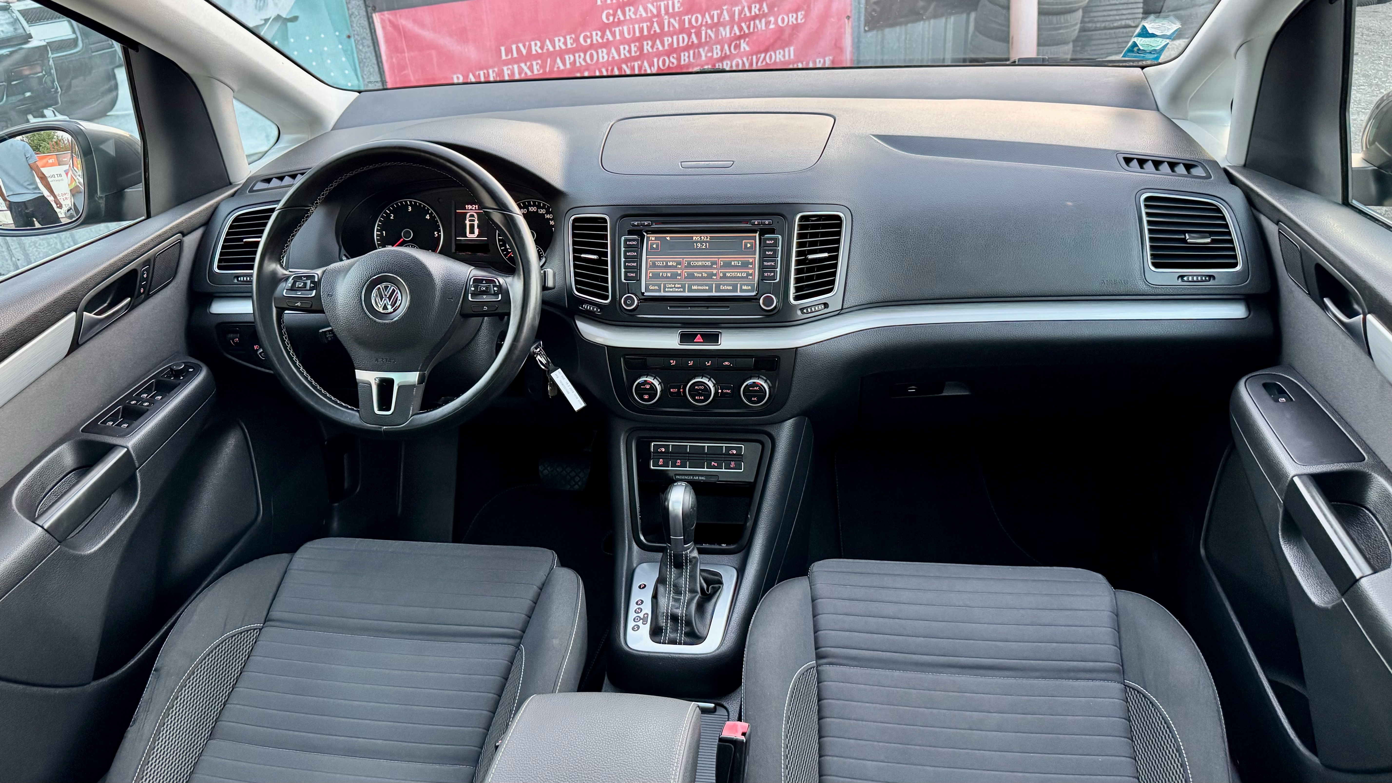 VOLKSWAGEN SHARAN 7 LOCURI AN 2016 2.0 TDI CUTIE AUTOMATA EURO 6