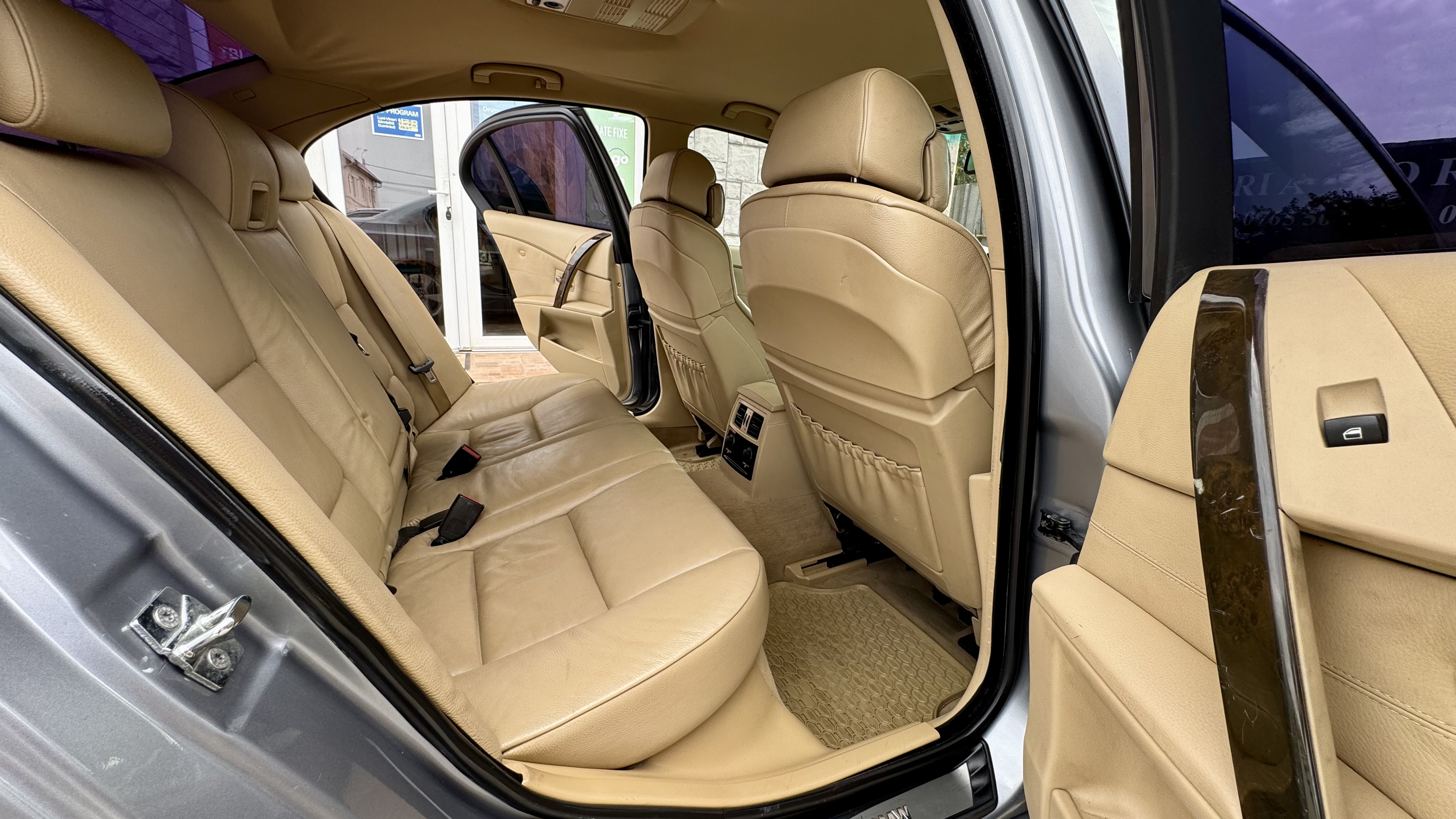 BMW SERIA 5 E60 525d AN 2006 2,5 Diesel CUTIE AUTOMATA