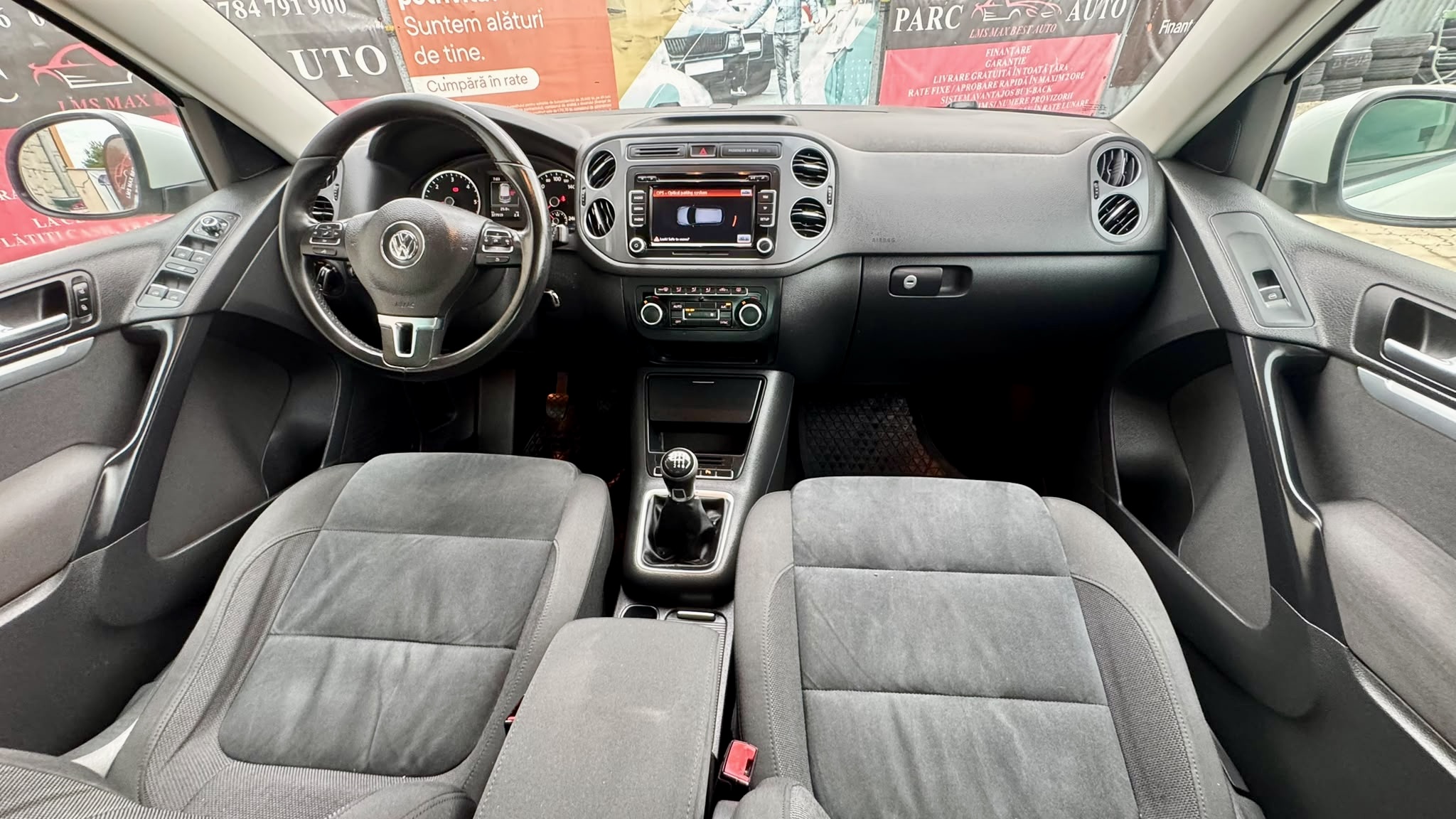 Volkswagen Tiguan FaceLift R-Line Bluemotion An 2015 Motor 2.0 TDI 170 CP 4MOTION 4X4